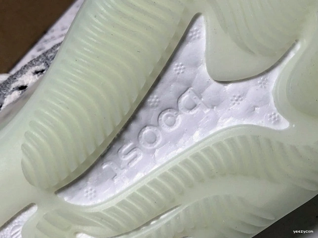 Yeezy Adidas Boost 380 FV3260 Alien 1103